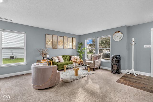 9802 Blue Ridge Way, Indianapolis, IN 46234