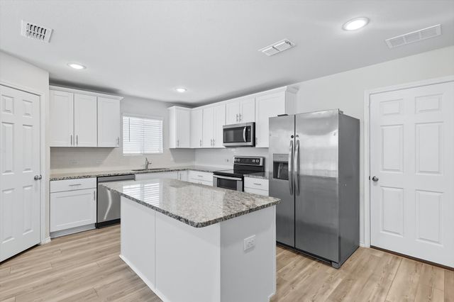 10124 Wyseby Road, Fort Worth, TX 76036