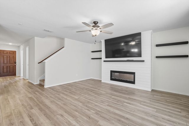 10124 Wyseby Road, Fort Worth, TX 76036