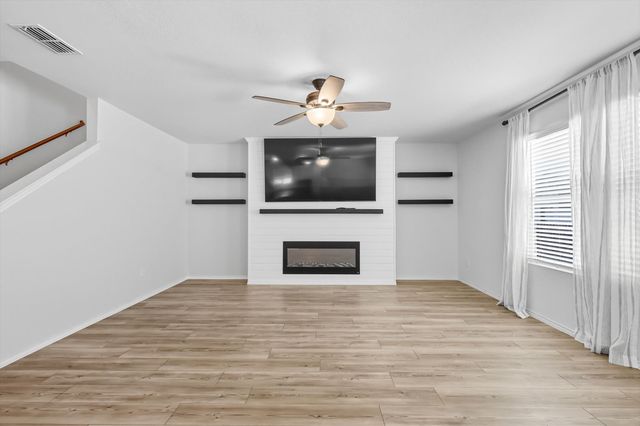 10124 Wyseby Road, Fort Worth, TX 76036