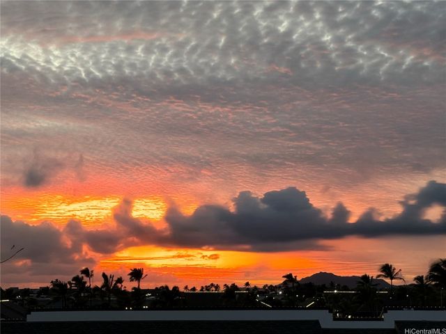 1 Keahole Place 1513, Honolulu, HI 96825