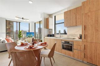 11 NE 6th St 2401, Miami, FL 33132
