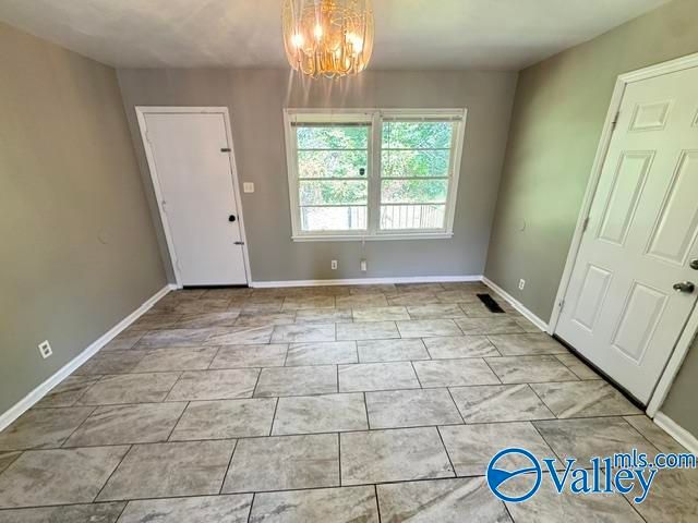 1114 Retlaw Street NW, Huntsville, AL 35816