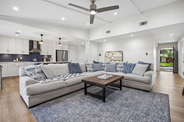 10917 Villa Haven Drive, Dallas, TX 75238