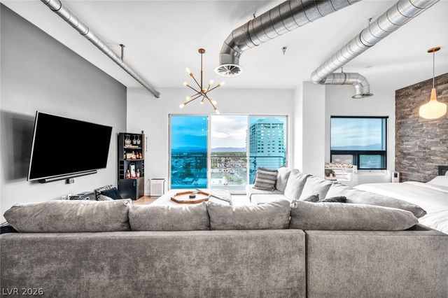 200 Hoover Avenue 807, Las Vegas, NV 89101