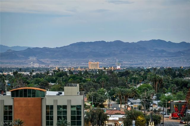 200 Hoover Avenue 807, Las Vegas, NV 89101