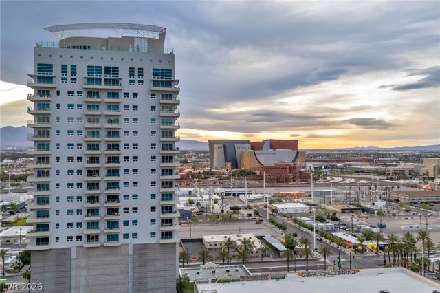 200 Hoover Avenue 807, Las Vegas, NV 89101