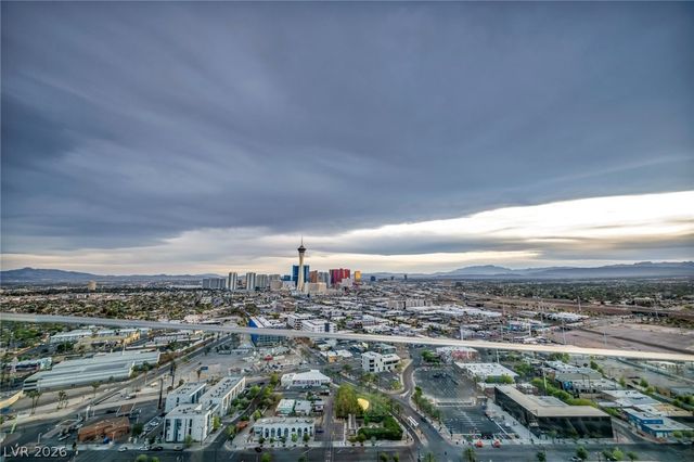 200 Hoover Avenue 807, Las Vegas, NV 89101