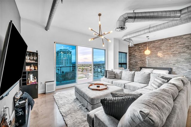 200 Hoover Avenue 807, Las Vegas, NV 89101