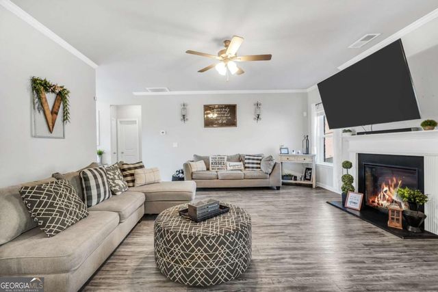 109 Expedition Drive, Ellenwood, GA 30294