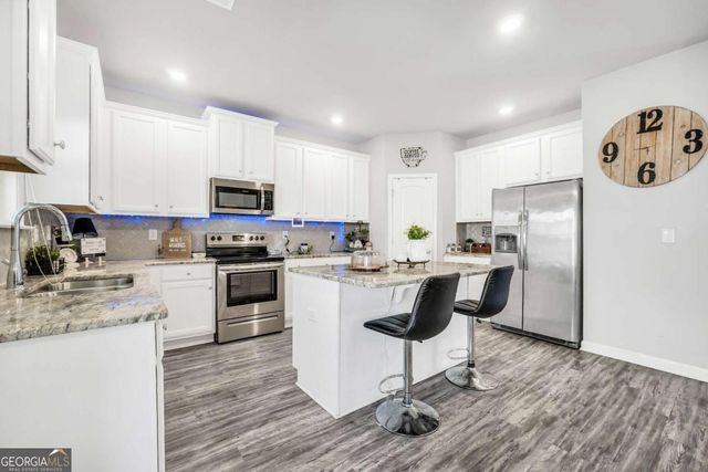 109 Expedition Drive, Ellenwood, GA 30294