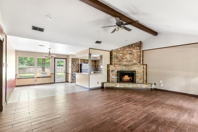 1770 Woodway Drive, Woodbranch, TX 77357