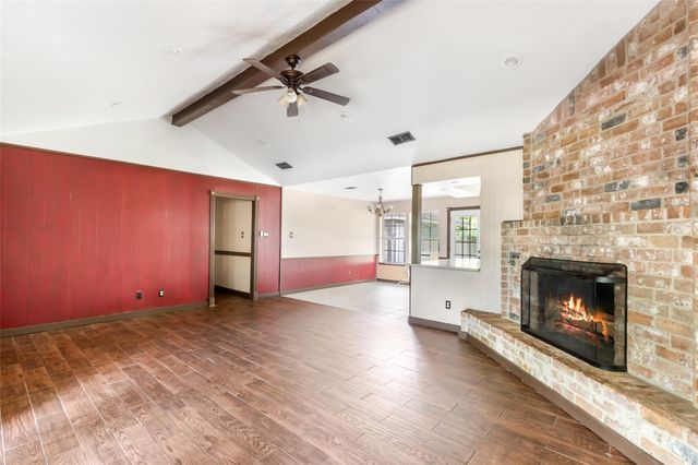 1770 Woodway Drive, Woodbranch, TX 77357
