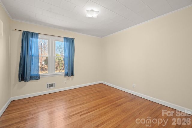 6264 US 221 Highway S, Marion, NC 28752