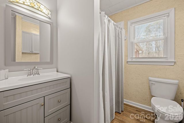 6264 US 221 Highway S, Marion, NC 28752