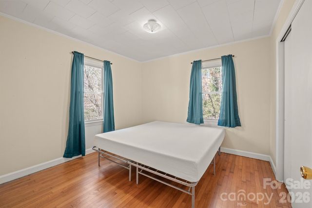 6264 US 221 Highway S, Marion, NC 28752