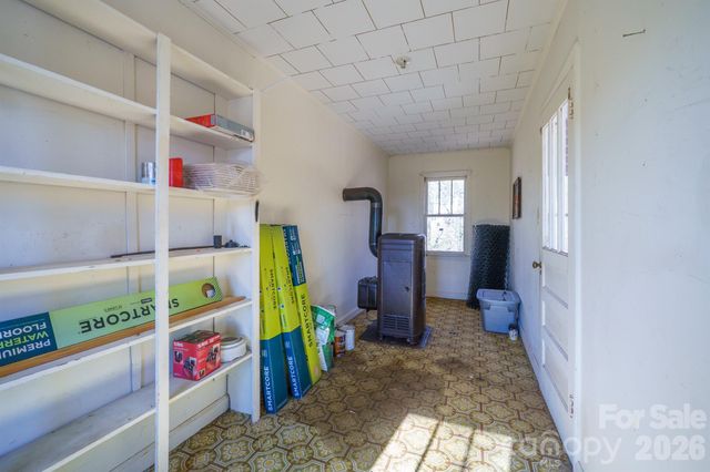 6264 US 221 Highway S, Marion, NC 28752