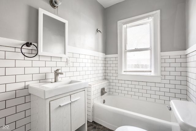 813 N Denny Street, Indianapolis, IN 46201