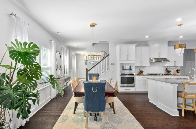 233 Sage Oak Lane, Holly Springs, NC 27540