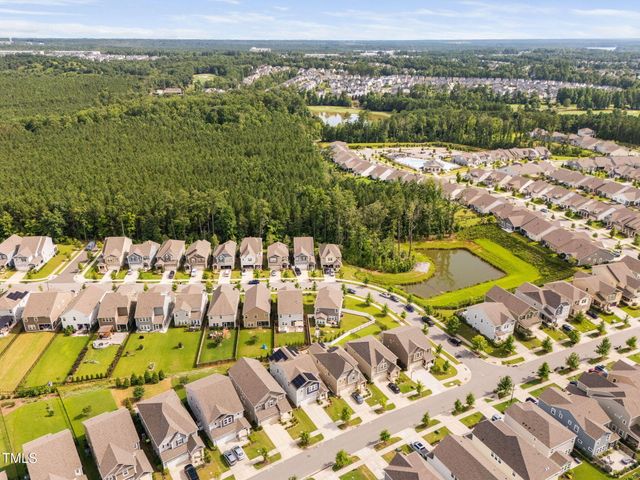 233 Sage Oak Lane, Holly Springs, NC 27540