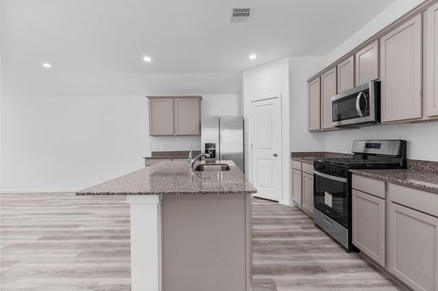 1014 Garnet Rain Drive, Beasley, TX 77417