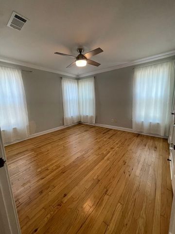 5113 Lovell Avenue, Fort Worth, TX 76107