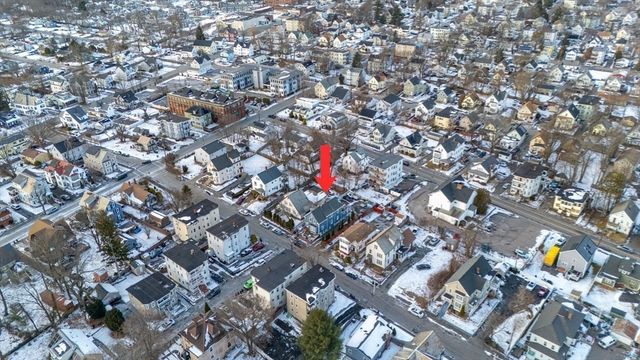 97 Huntington St, Brockton, MA 02301