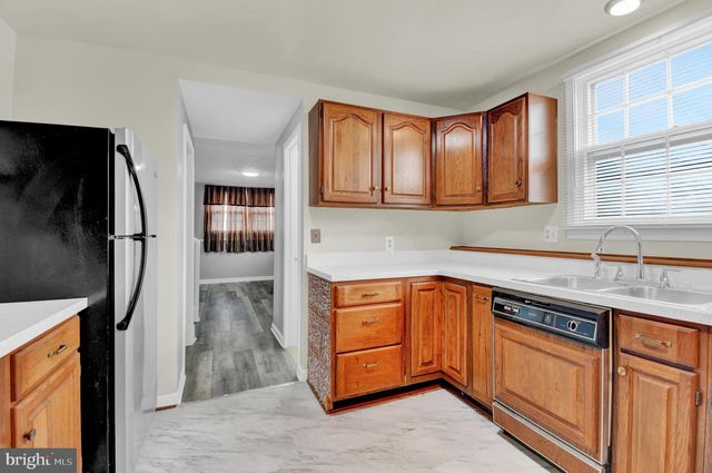 402 KERBY HILL RD, Fort Washington, MD 20744