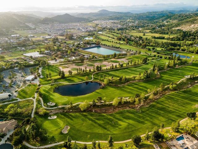 27430 Saint Andrews Lane, Valley Center, CA 92082