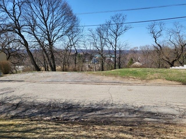 1014 Reiss St, Brighton Heights, PA 15212