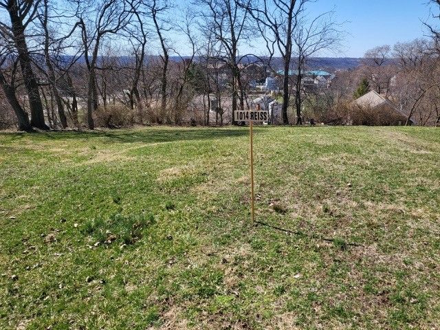 1014 Reiss St, Brighton Heights, PA 15212