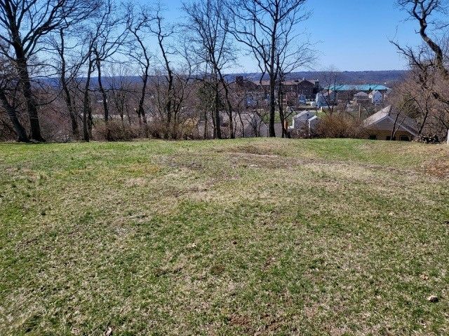 1014 Reiss St, Brighton Heights, PA 15212