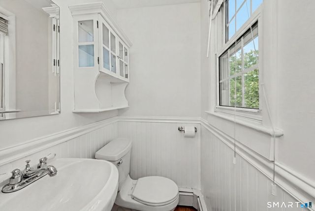 44 Barmore Drive West, Stamford, CT 06905