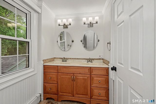 44 Barmore Drive West, Stamford, CT 06905