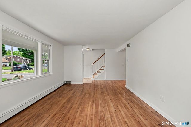 44 Barmore Drive West, Stamford, CT 06905