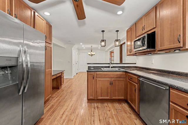 44 Barmore Drive West, Stamford, CT 06905
