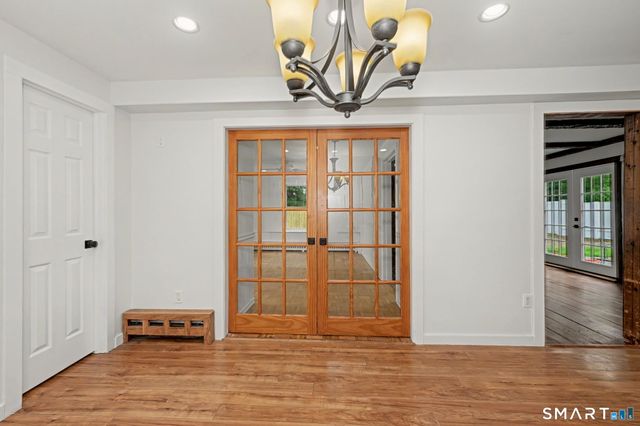 44 Barmore Drive West, Stamford, CT 06905