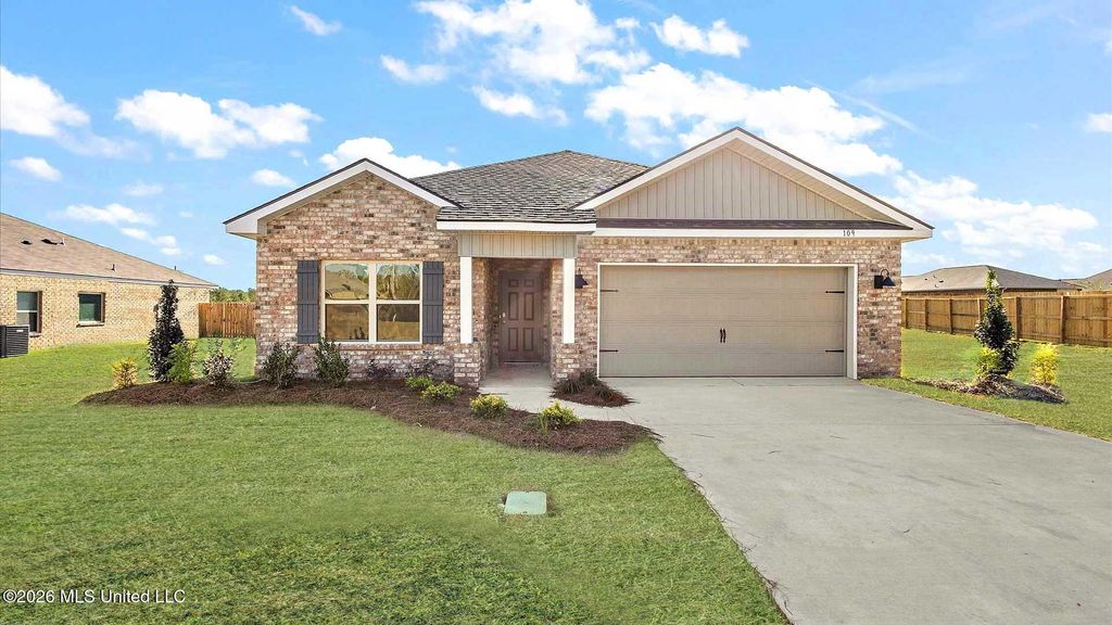 816 Fairway Avenue, Byram, MS 39272