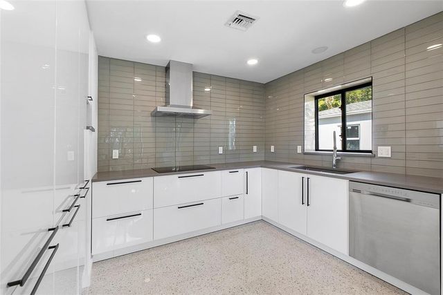 450 N Victoria Park Rd, Fort Lauderdale, FL 33301
