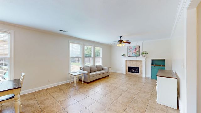 775 CRIMSON OAKS LN, Collierville, TN 38017