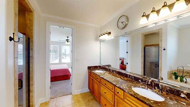 775 CRIMSON OAKS LN, Collierville, TN 38017