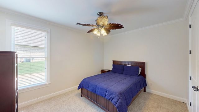 775 CRIMSON OAKS LN, Collierville, TN 38017
