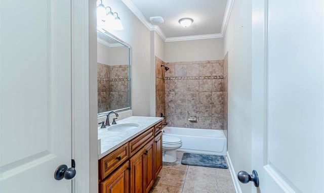 775 CRIMSON OAKS LN, Collierville, TN 38017