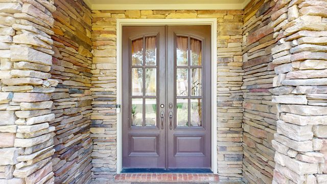 775 CRIMSON OAKS LN, Collierville, TN 38017
