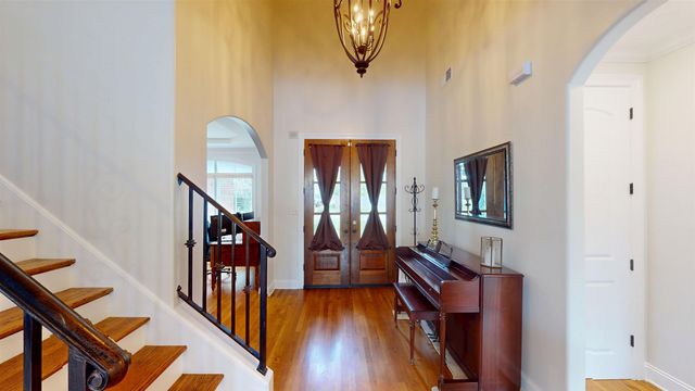 775 CRIMSON OAKS LN, Collierville, TN 38017