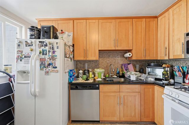 37 Pasadena Street, San Francisco, CA 94134