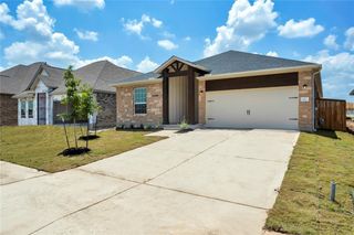 125 Camella ST, Liberty Hill, TX 78642