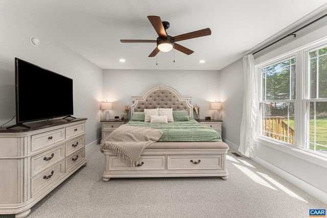 230 FOX HOLLOW RD, Ruckersville, VA 22968