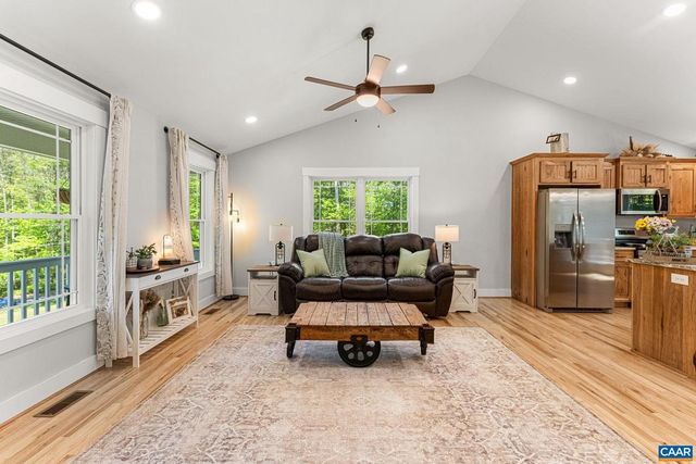 230 FOX HOLLOW RD, Ruckersville, VA 22968
