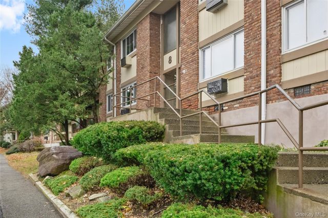 8 N James Street G, Peekskill, NY 10566